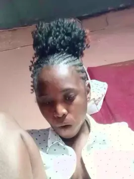 Cam4 Live Sex Cam of emeli2