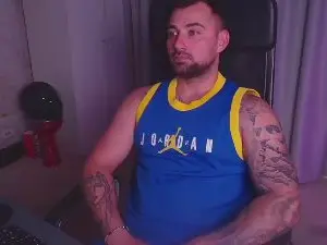 Cam4 Live Porn of DuncanStonee