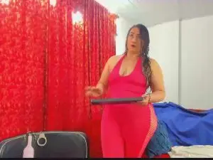Cam4 Free Porn Cam of MeganHot_Curvy