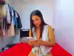 Cam4 Sex Cam of karina_foxy