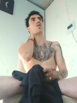 Cam4 Live Sex of fighterguy1