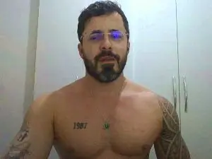 Cam4 Sex Chat of Alers87
