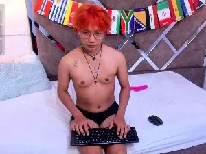Cam4 Watch Live Sex Cams of EriolWest