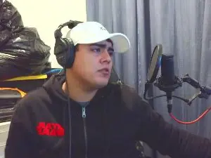 Cam4 Sex Cam of Reyhotfunny