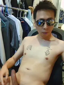 Cam4 Free Porn Cam of suitsabidog