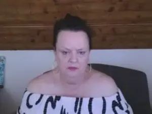 Cam4 Free Live Porn of TiffanyMilf