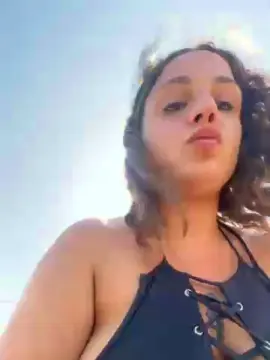 Cam4 Nude Webcam of Alessiaaa_