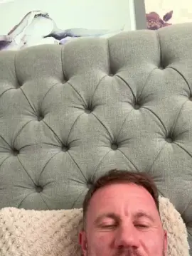 Cam4 Free Live Porn of Benjay74