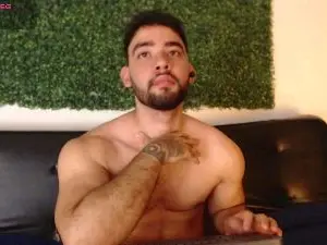 Cam4 Sex Cam of sam_ford