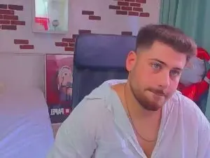 Cam4 Live Porn of DaxGreer