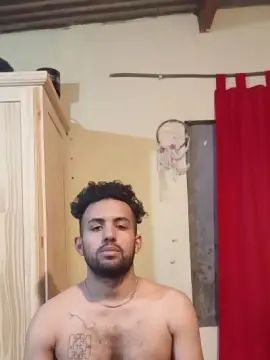 Cam4 Free Live Porn of Guas01