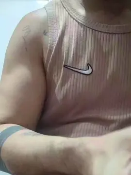 Cam4 Free Live Porn of LekDotado33