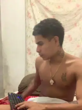 Cam4 Nude Webcam of MARENTO23CMM