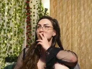 Cam4 Adult Video Chat of NaughtYHomemadE