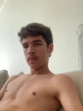 Cam4 Free Live Porn of lopeshotz