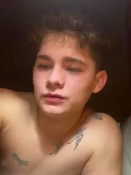 Cam4 Free Live Porn of Johan20cmreales