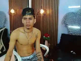 Camsoda Free Porn Cam of skinny-cute-alyer