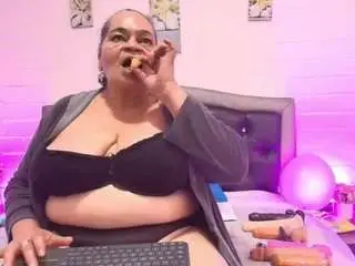 Camsoda Sex Cam of vickyboobss