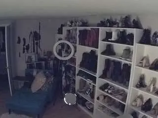 Camsoda Live Sex Cam of voyeurcam-missoliviablack-03