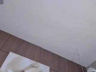 Camsoda Nude Webcam of saraycollins