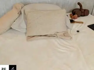 Camsoda Adult Webcam of emmaazc