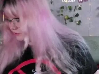 Camsoda Sex Cam of lilmilkylilly