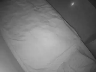 Camsoda Live Sex Cam of voyeurcam-julmodels-greybed-2