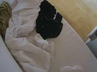 Camsoda Free Porn Cam of voyeurcam-julmodels-greybed-2