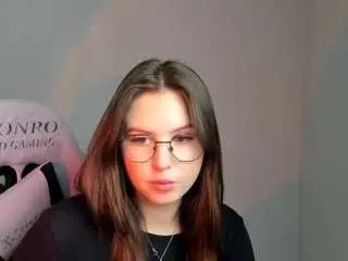 Camsoda Nude Webcam of sunrosee