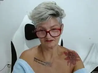 Camsoda Adult Webcams of bety-cum2