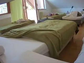 Camsoda Live Porn of voyeurcam-julmodels-bed-2