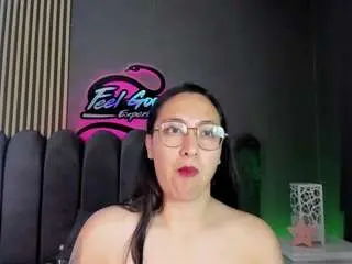 Camsoda Adult Video Chat of purpleheart-fg