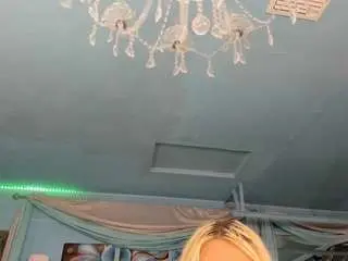 Camsoda Adult Video Chat of adrianna777
