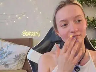 Camsoda Adult Webcams of elvinabrowning