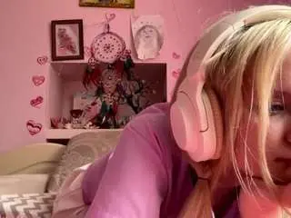 Camsoda Free Live Porn of veliaroyals