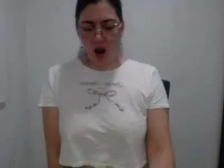 Camsoda Free Live Porn of theaisart