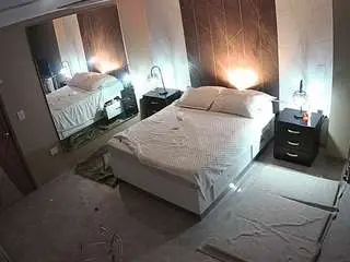 Camsoda Private Sex Chat of voyeurcam-casa-salsa-bedroom-4
