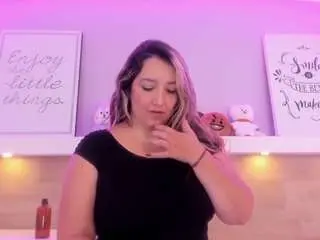 Camsoda Free Porn Cam of miiahot