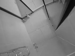 Camsoda Private Sex Chat of voyeurcam-jb-shower-2