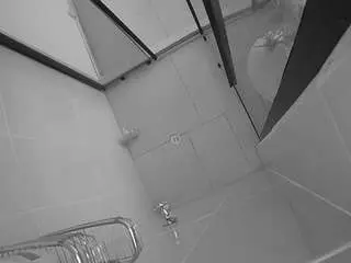 Camsoda Adult Webcams of voyeurcam-jb-shower-2