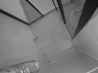 Camsoda Sex Cam of voyeurcam-jb-shower-2