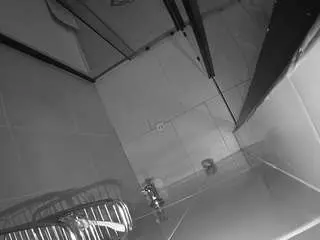 Camsoda Private Sex Chat of voyeurcam-jb-shower-2