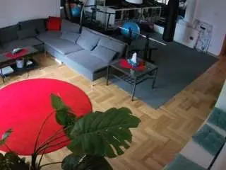 Camsoda Sex Chat of voyeurcam-julmodels-living-2