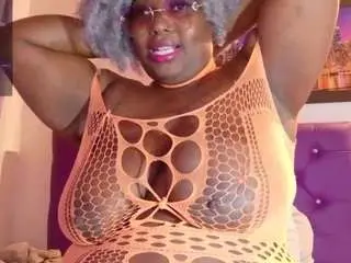 Camsoda Live Sex of black-pussydoll