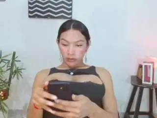 Camsoda Free Live Porn of hugekira