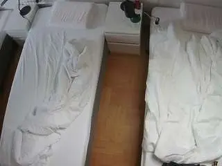 Camsoda Adult Webcam of voyeurcam-julmodels-bed-5