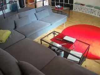 Camsoda Adult Webcam of voyeurcam-julmodels-living-3