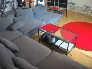 Camsoda Free Porn Cam of voyeurcam-julmodels-living-3