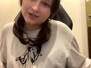 Camsoda Nude Webcam of roxanntools