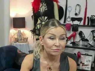 Camsoda Sex Cam of luxcrystal